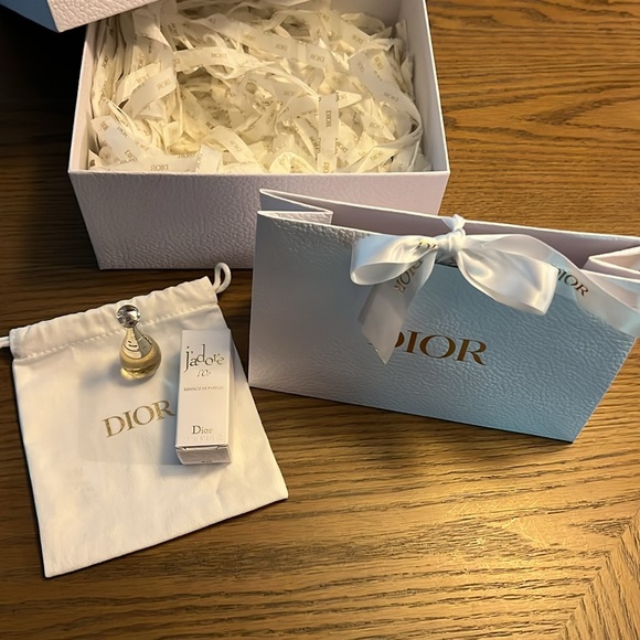 Dior Square Box & Bag Gifting Storage White Gold Samples - Picture 5 of 5